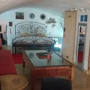 Atypique Rue De Turin Appartement